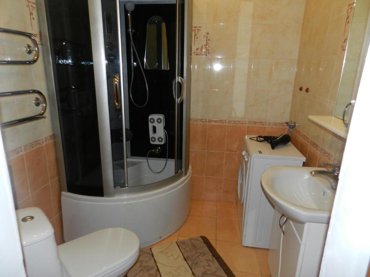 1-Room Apartment 50M2 On Metalurhiv Avenue 17, By Grandhome Zaporizhia 外观 照片
