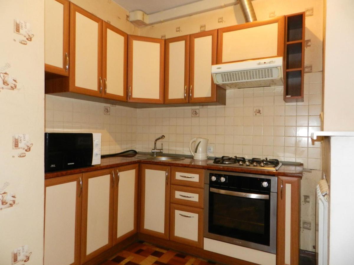 1-Room Apartment 50M2 On Metalurhiv Avenue 17, By Grandhome Zaporizhia 外观 照片
